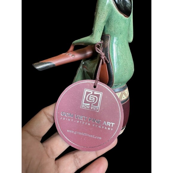 Gom Viet Fine Arts Terracotta Art Deco Elegant Vietnamese Sculpture, 9”H x 5” - Picture 6 of 12